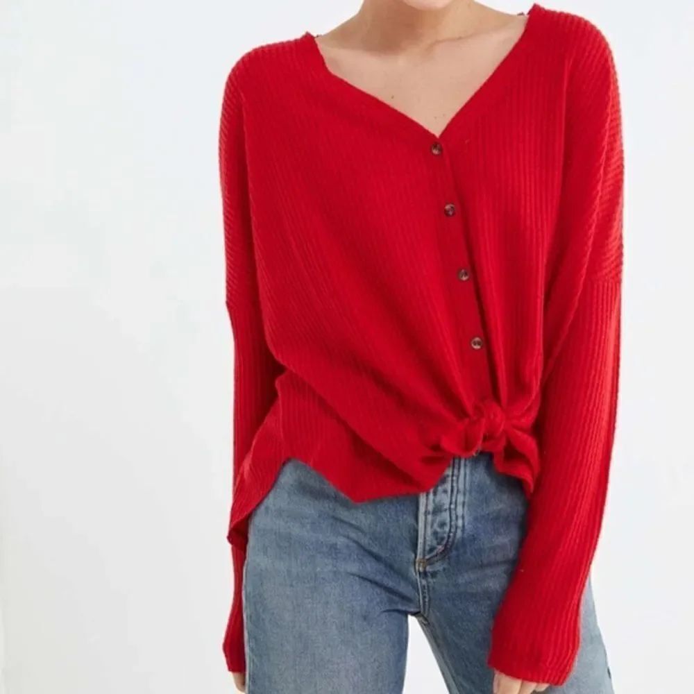 ✨ URBAN OUTFITTERS OUT FROM UNDER RED JOJO OVERSIZED WAFFLE KNIT THERMAL TOP ✨